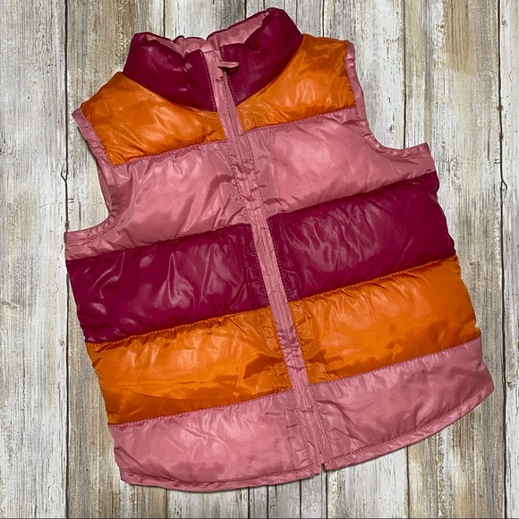 OLD NAVY Reversible Puffer Vest - Picture 2 of 5